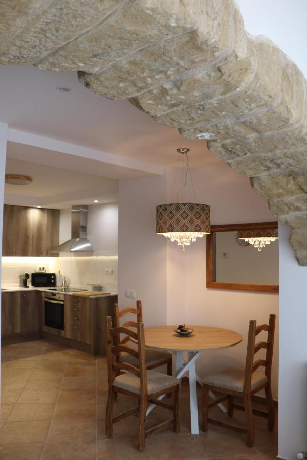 Apartamento Rosellas, Cerca De Alquezar, En Sierra De Guara Adahuesca ภายนอก รูปภาพ
